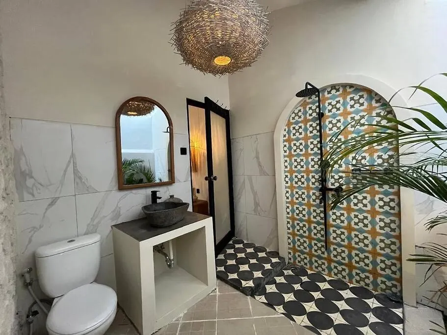 Villa Seminyak 3 Beds With Pool, Butler & Parking M5