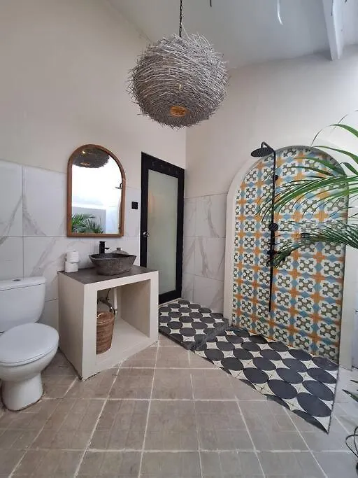 Villa Seminyak 3 Beds With Pool, Butler & Parking M5 0*, סמיניאק