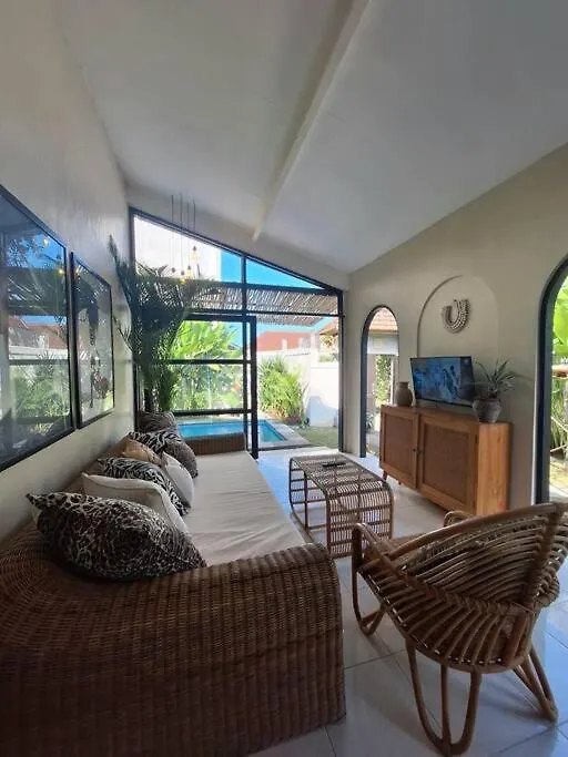 דירה Villa Seminyak 3 Beds With Pool, Butler & Parking M5 אינדונזיה