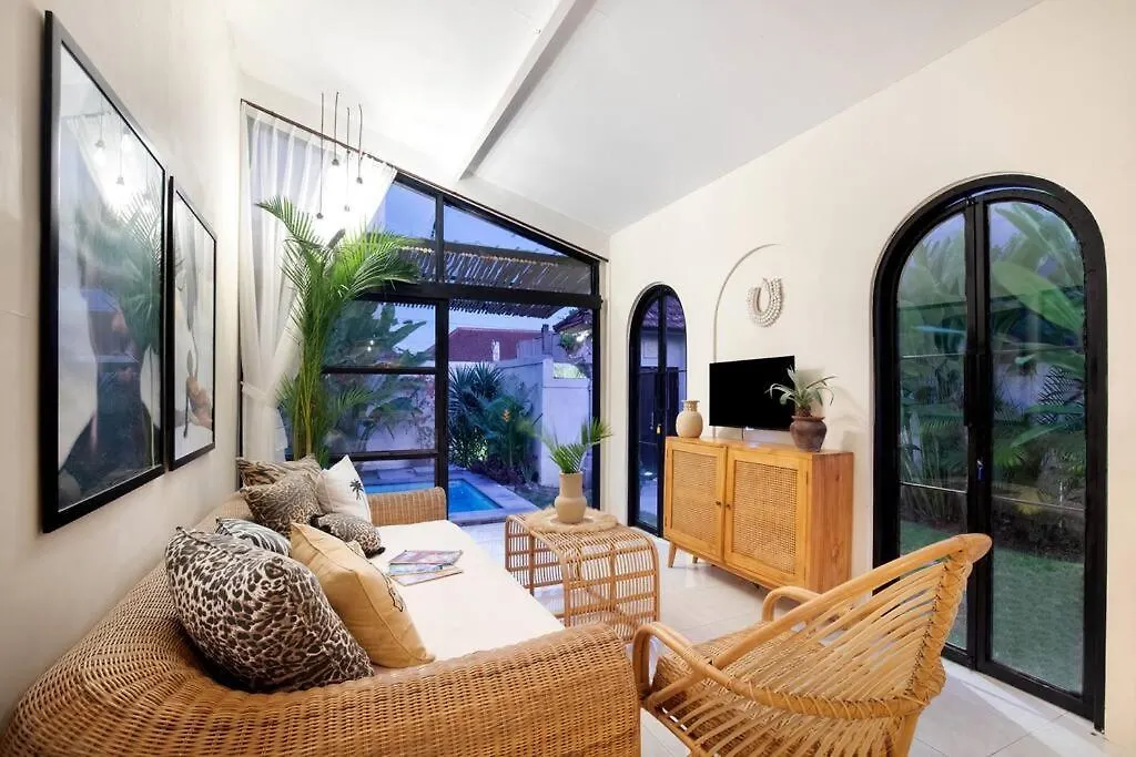 דירה Villa Seminyak 3 Beds With Pool, Butler & Parking M5 אינדונזיה