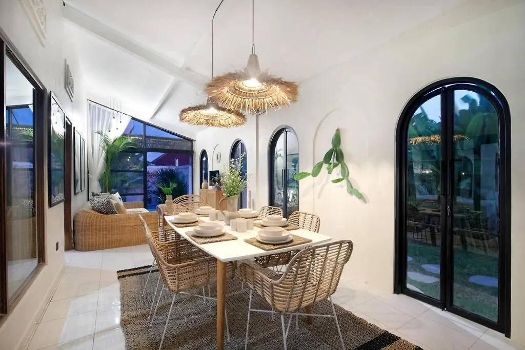 דירה Villa Seminyak 3 Beds With Pool, Butler & Parking M5 אינדונזיה